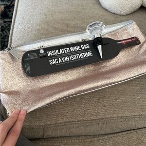Insulated Wine Bag with Stopper